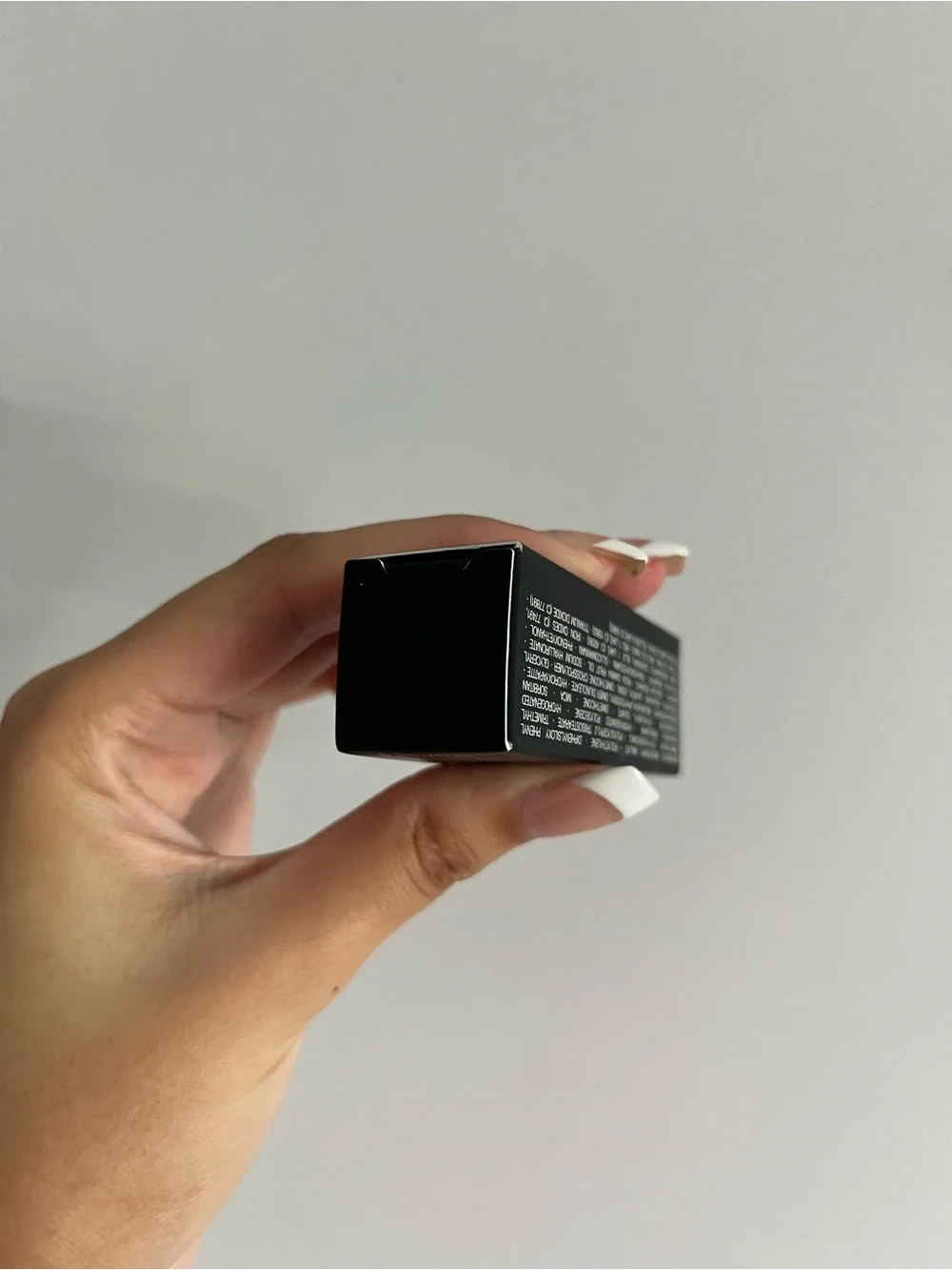 NARS Explicit Satin Lipstick in Liaison 821